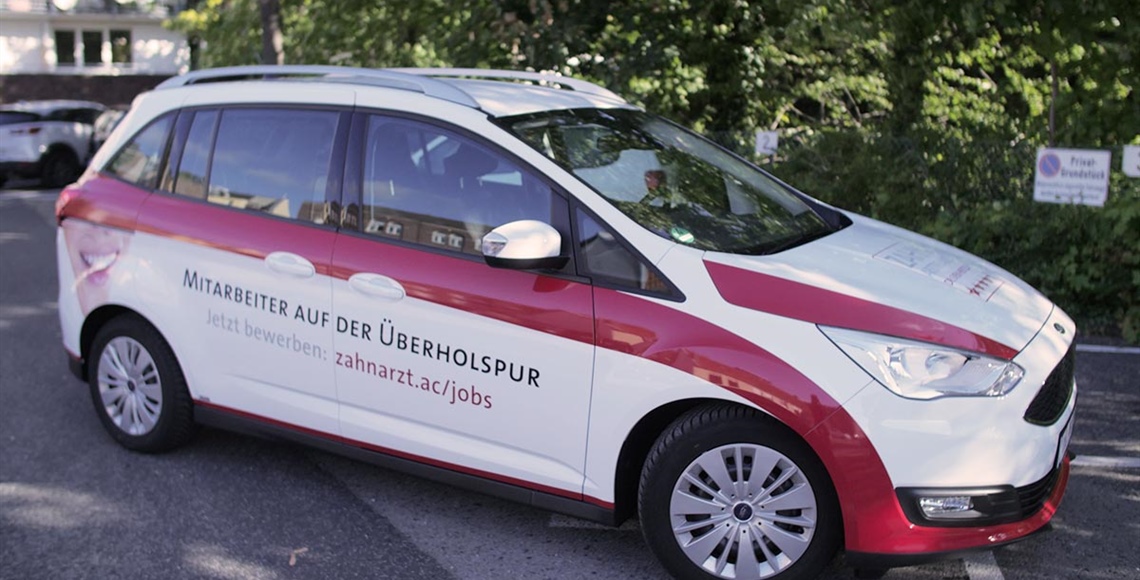 Bitte lächeln - Zahnfee auf Achse