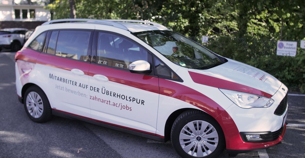 Bitte lächeln - Zahnfee auf Achse