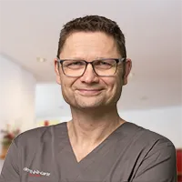 Dr. Sven Hertzog – Zahnarzt in Aachen